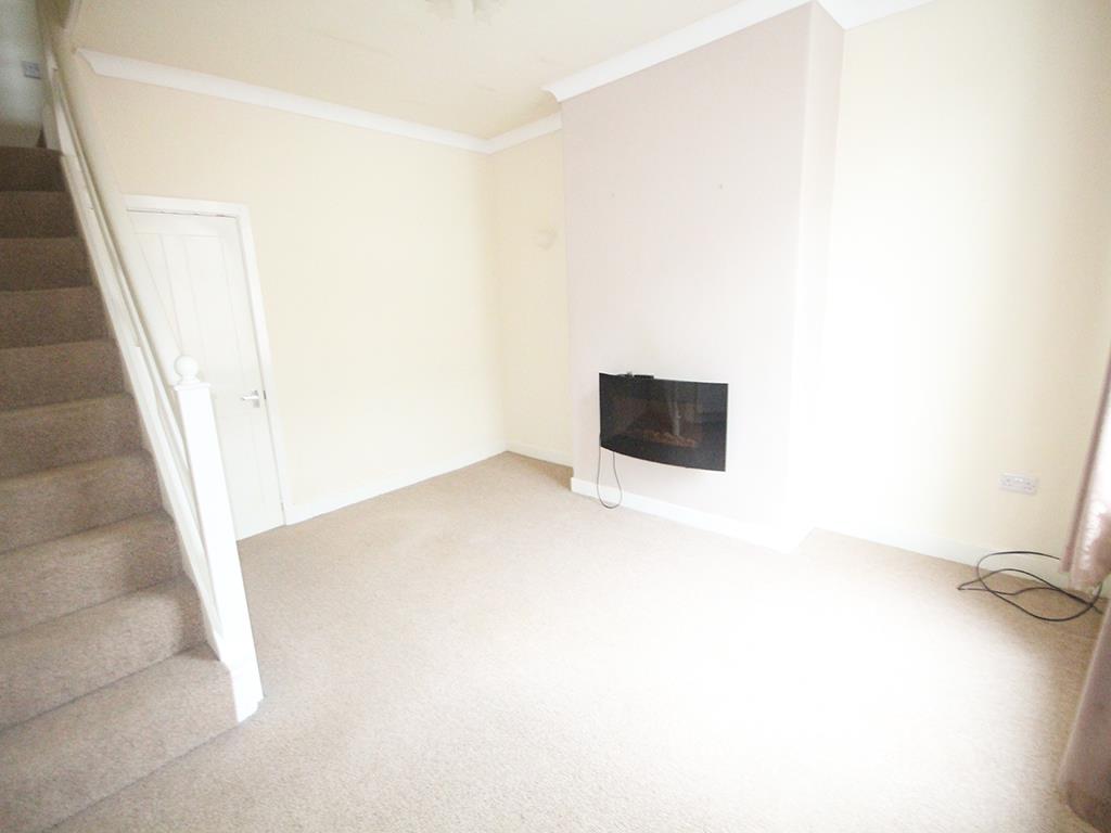 2 bedroom end terrace house SSTC in Barnoldswick - IMG_4659.jpg